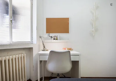Privatzimmer in der Calle de Orense, bild 5 von 23