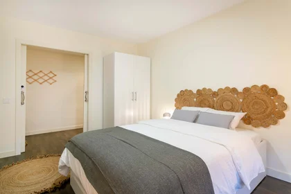 Private room at Calle Pablo Iglesias, 29, 03004 Alicante, Spain, image 2 of 13