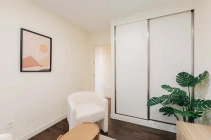 Private room at Calle Pablo Iglesias, 29, 03004 Alicante, Spain, image 9 of 13