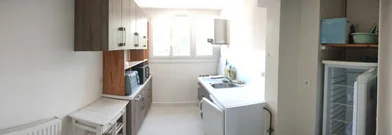 Privatzimmer in der Avenue de Thouars, bild 7 von 17