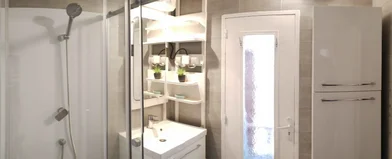 Privatzimmer in der Avenue de Thouars, bild 10 von 17
