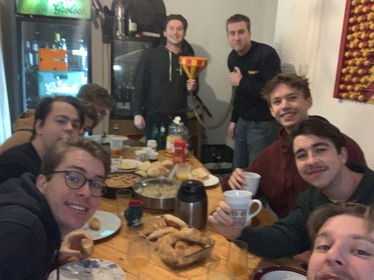 Zimmer in Studentenwohnung in  zu vermieten, voll möbliert