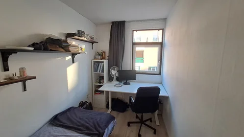 Habitación privada en Tusveldburg, imagen 1 de 9