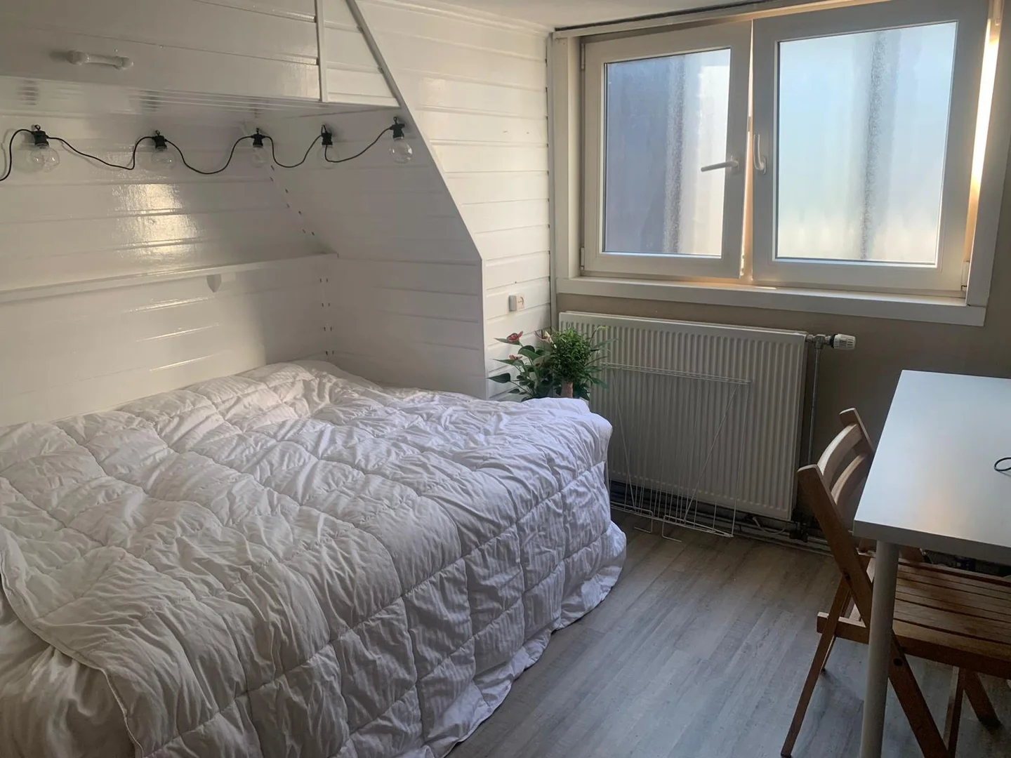 Quarto de estudante funcional perfeito para estudar em 