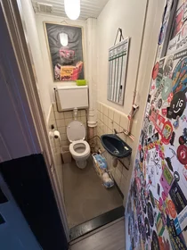 Private room at Gratamastraat, image 1 of 7