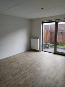 Entire apartment at Fenikshof, image 2 of 9