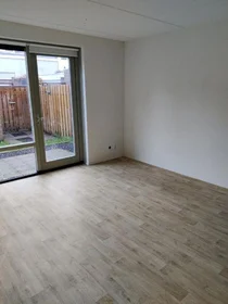 Entire apartment at Fenikshof, image 9 of 9