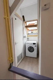 Private room at Haarlemmerstraat, image 1 of 6