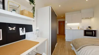 Studio in residence at 126-134 London Rd, Newcastle-under-Lyme, Newcastle ST5 1FJ, United Kingdom, image 21 of 23