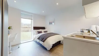 Studio in residence at 126-134 London Rd, Newcastle-under-Lyme, Newcastle ST5 1FJ, United Kingdom, image 22 of 23