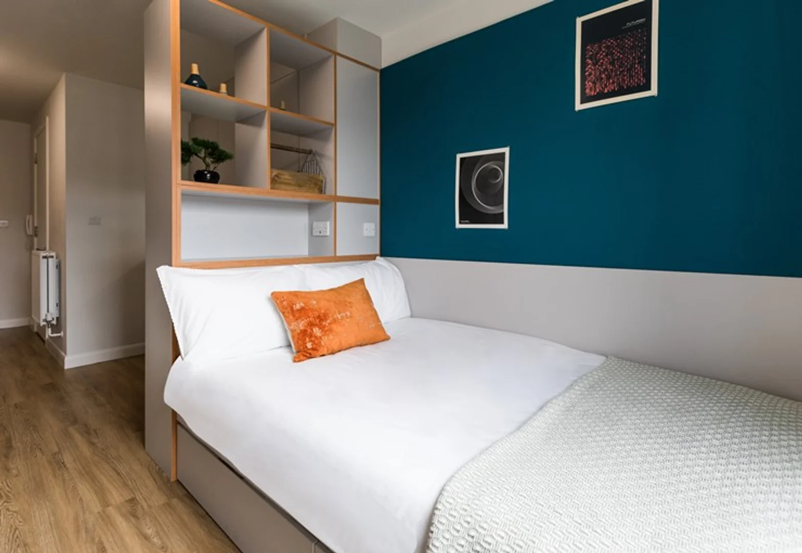 Apartamento estúdio totalmente equipado para estudantes em 