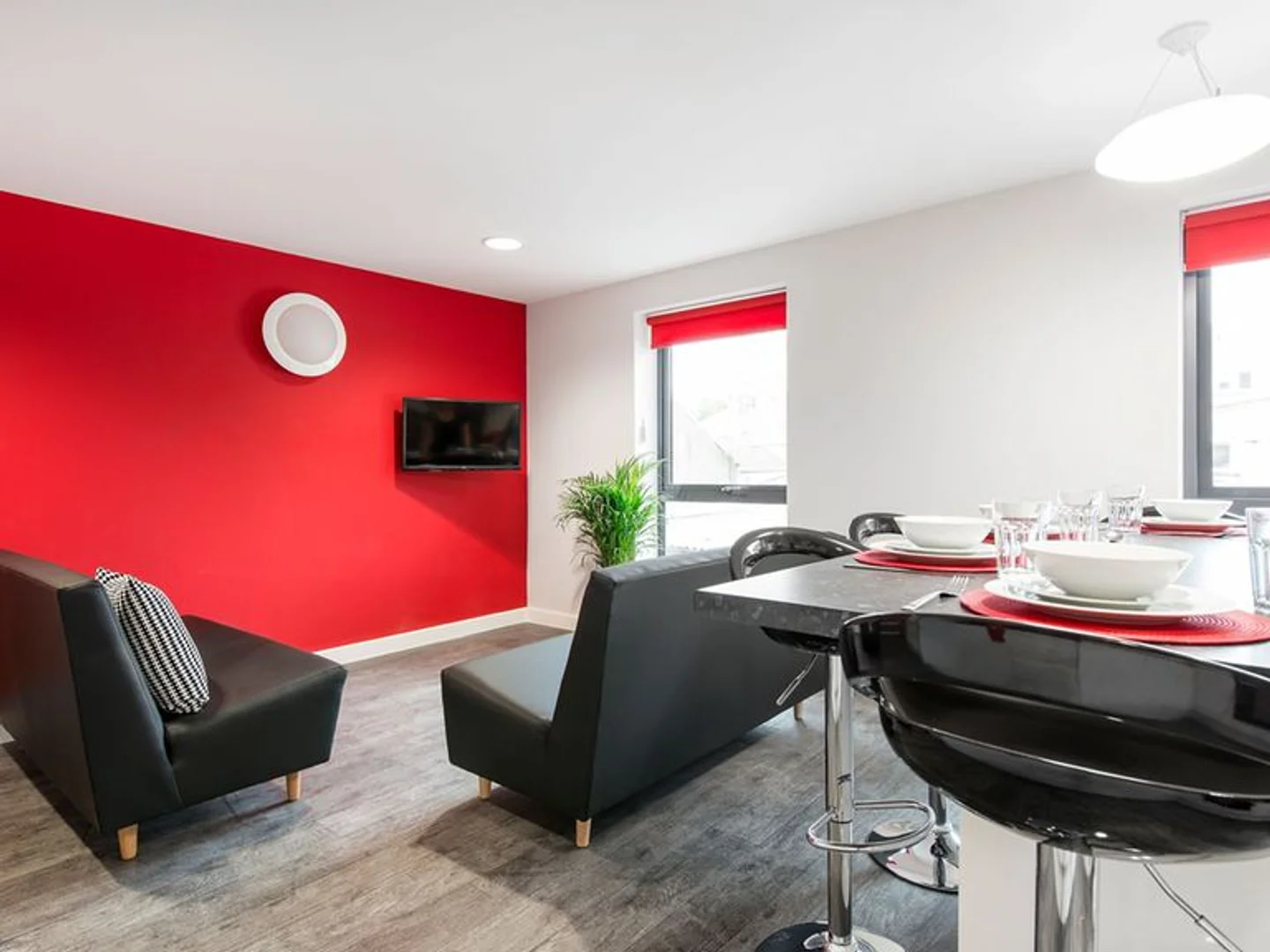 Habitación estudiantil económica con ubicación conveniente en 