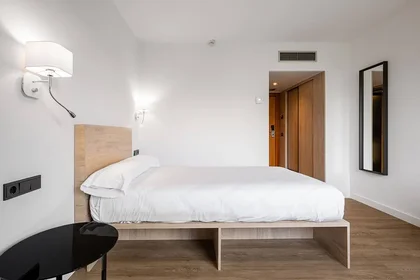 Quarto privado em Calle de Iturrama, 21, imagem 1 de 10