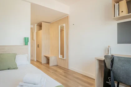 Private room in residence at Valencia, image 1 of 13
