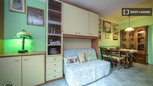 Logement entier à Piazza Mario Rapisardi, image 9 de 19
