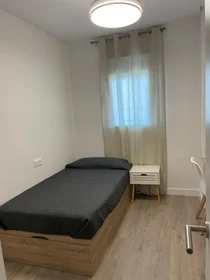 Apartamento inteiro em Avenida de las Universidades, imagem 9 de 13