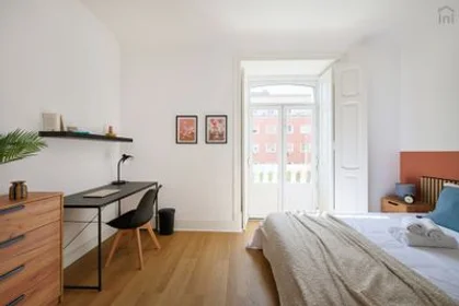 Chambre privée à Marquês de Pombal - Avenida António Augusto de Aguiar, 3º E, image 36 de 43