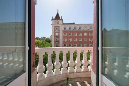 Chambre privée à Marquês de Pombal - Avenida António Augusto de Aguiar, 3º E, image 42 de 43