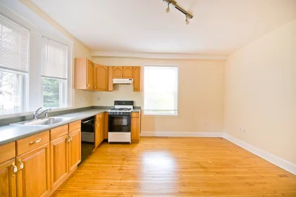 Alojamiento entero en 35, Pleasant St., Unit 1F, Dorchester, Boston, MA, 02125, imagen 1 de 10