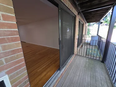 Apartamento inteiro em residência em 10, Coffey St., Unit 11, Dorchester, Boston, MA, 02122, imagem 12 de 18