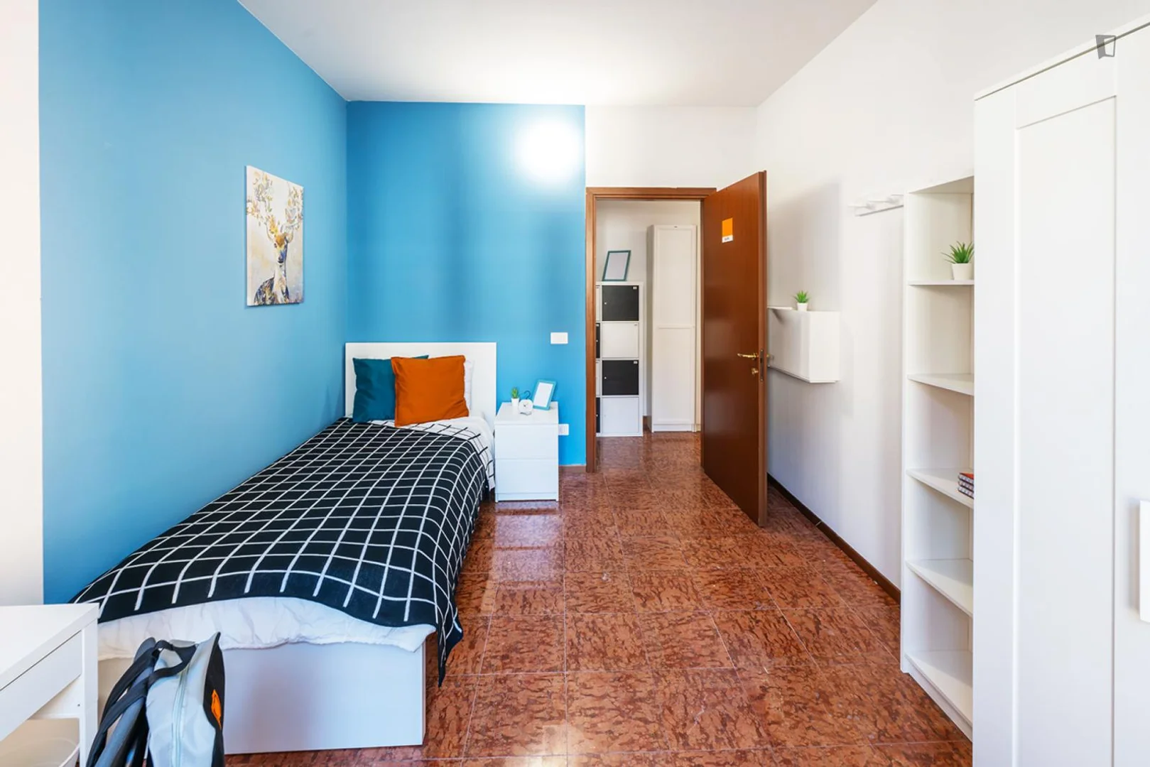 Chambre d'étudiant économique avec emplacement pratique dans 