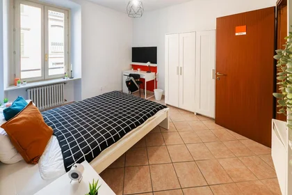 Quarto privado em Via Torquato Tasso, imagem 2 de 17