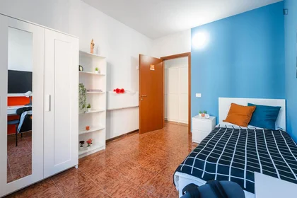 Quarto privado em Via Torquato Tasso, imagem 2 de 15