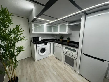 Habitación privada en Calle Hortaleza 38 1C, imagen 13 de 17