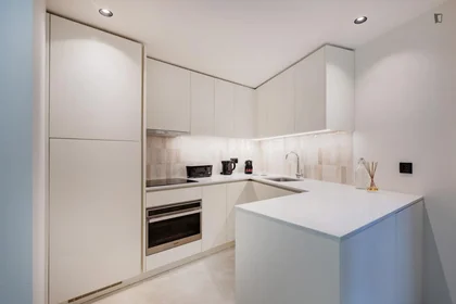 Logement entier à Rua de Santos Pousada, image 17 de 29