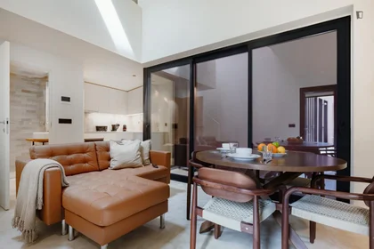 Logement entier à Rua de Santos Pousada, image 8 de 29