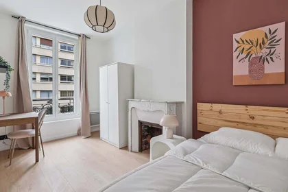 Habitación privada en 2 Rue de Sèvres, 92100 Boulogne-Billancourt, France, imagen 1 de 14