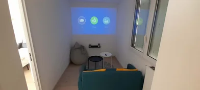 Habitación privada en 12 Rue Joachim du Bellay, 31100 Toulouse, France, imagen 22 de 23