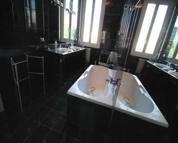 Quarto privado em Via Bernina, imagem 15 de 16