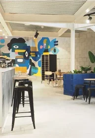 Mehrbettzimmer im Wohnheim in der Plaza Garellano 4, bild 16 von 16
