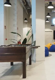 Mehrbettzimmer im Wohnheim in der Plaza Garellano 4, bild 6 von 16