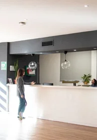 Chambre partagée en résidence à Ctra. Su Eminencia 15, image 7 de 15