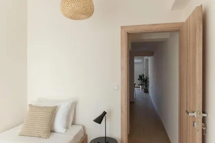 Logement entier à Rianou 7, image 4 de 38