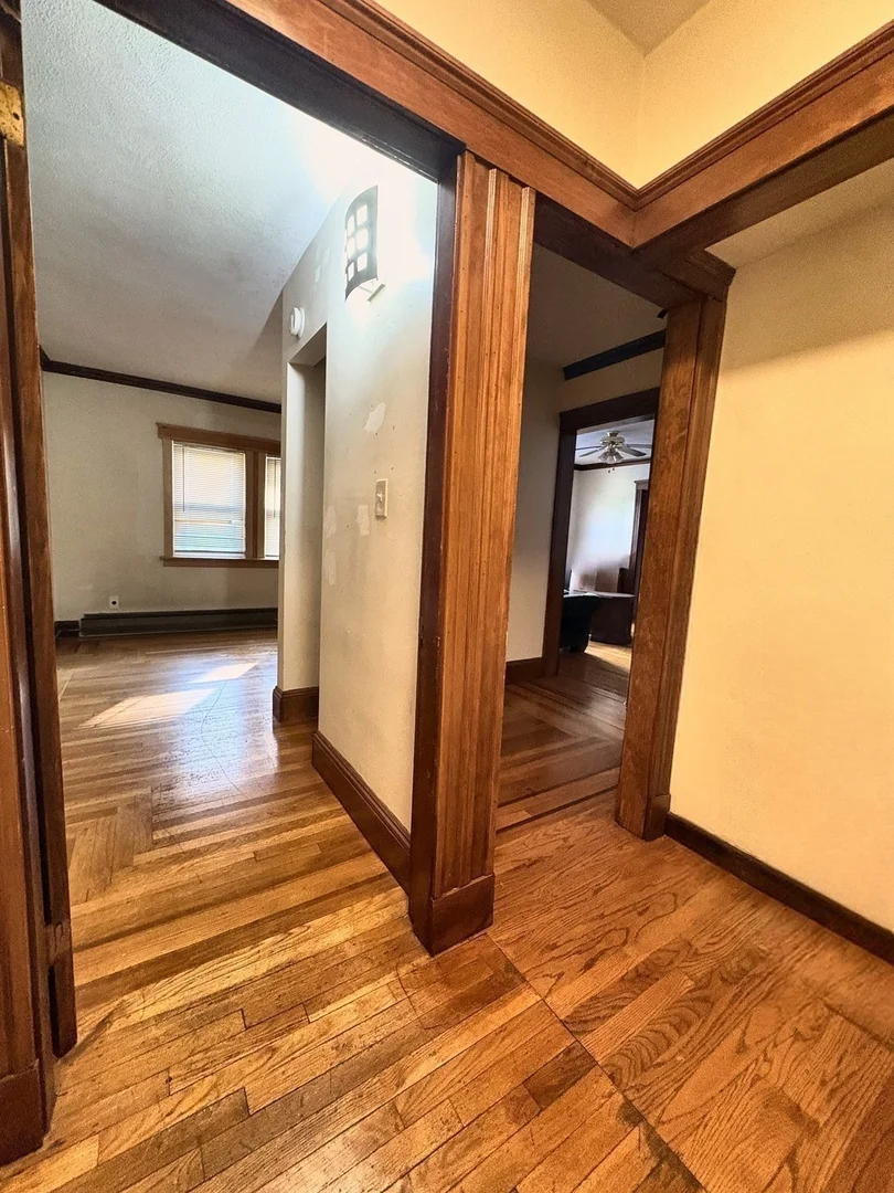 7, Seagrave Rd., Unit 1, North Cambridge, Cambridge, MA, 02140