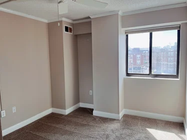 Apartamento inteiro em residência em 15, North Beacon St., Unit 417, Brighton, Boston, MA, 02134, imagem 12 de 17