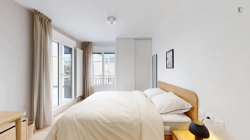 Privatzimmer in der Rue Hoche, bild 3 von 26