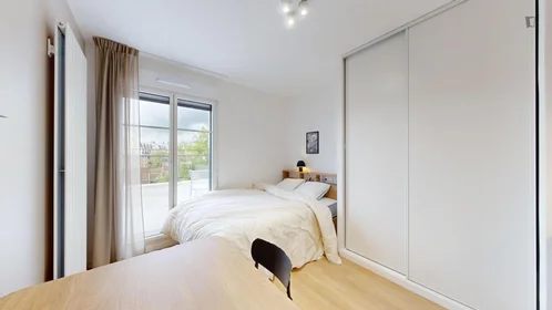 Privatzimmer in der Rue Hoche, bild 1 von 26
