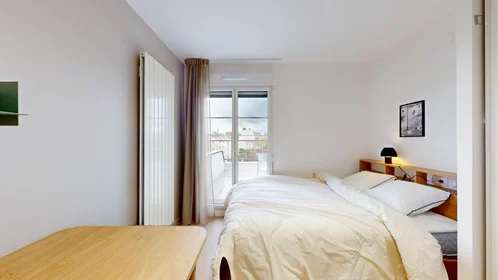 Privatzimmer in der Rue Hoche, bild 2 von 26