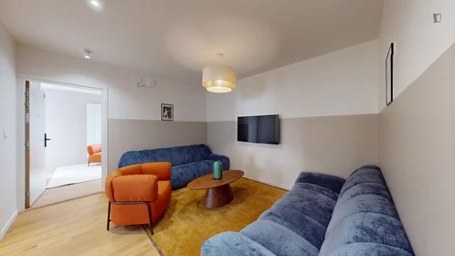 Prywatny pokój Rue Hoche, obraz 7 23