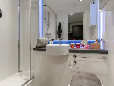 Habitación compartida en First Way, Wembley HA9 0JD, United Kingdom, imagen 14 de 49