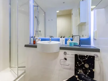 Habitación compartida en First Way, Wembley HA9 0JD, United Kingdom, imagen 8 de 49
