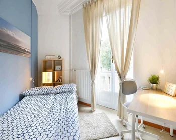 Quarto privado em Corso Giulio Cesare, 135, 10155 Torino TO, Italy, imagem 1 de 21