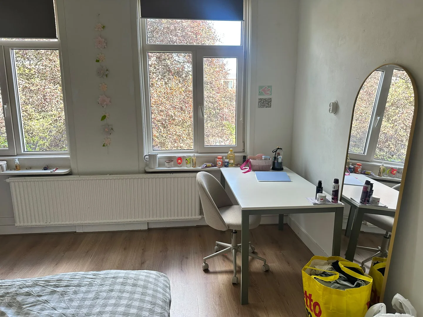 Quarto de estudante funcional perfeito para estudar em 