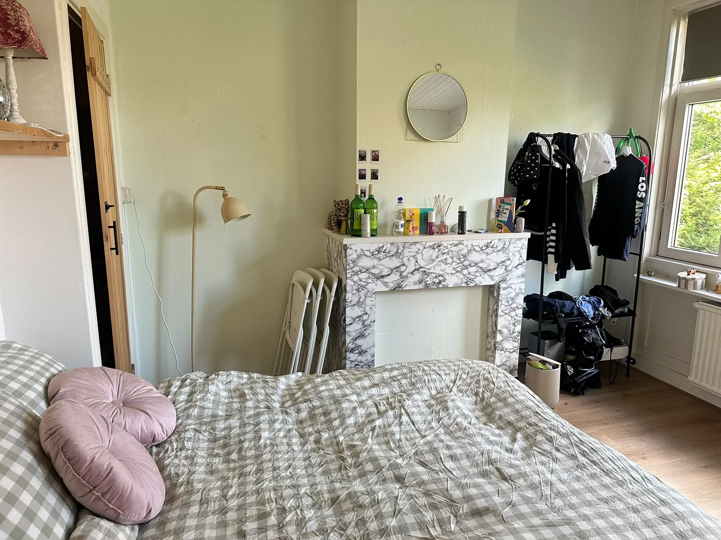 Quarto de estudante funcional perfeito para estudar em 