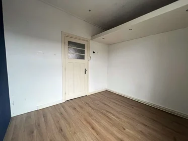 Habitación privada en Nicolaas Beetsstraat, imagen 1 de 5