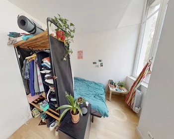 Chambre privée à place voltaire, image 2 de 13